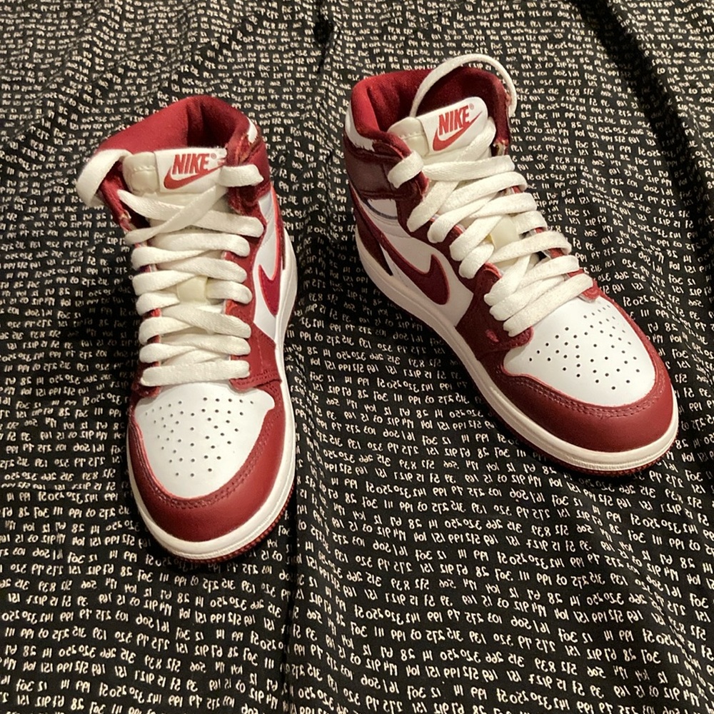 Nike Air Jordan 1 Red/White